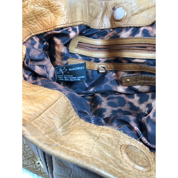 B. Makowsky Heavy Leather Shoulder Boho Handbag Camel Belted Magnetic Closure - Picture 11 of 13